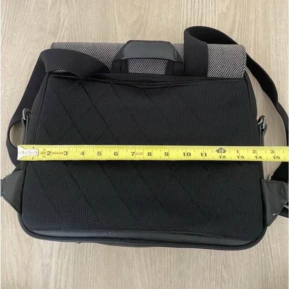 Nuna Verona Baby Diaper Bag Messenger Shoulder Strap Backpack Black Gray EUC - Picture 12 of 14